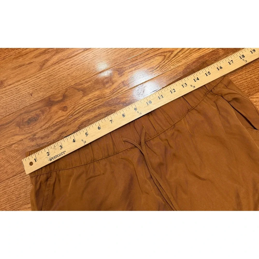 Banana Republic these cargo